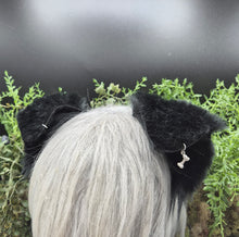 Load image into Gallery viewer, Black Rounded Puppy