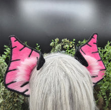 Load image into Gallery viewer, Pink Gradient Bat