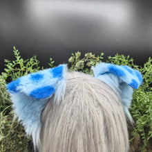 Load image into Gallery viewer, Blue Spotted Rounded Puppy
