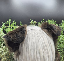 Load image into Gallery viewer, Brown/Black Rounded Puppy