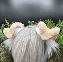 Load image into Gallery viewer, Blonde Sculpted Puppy