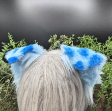 Load image into Gallery viewer, Blue Spotted Rounded Puppy