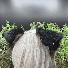 Load image into Gallery viewer, Black/Brown Rounded Puppy