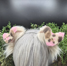 Load image into Gallery viewer, Neapolitan Sculpted Puppy