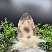 Load image into Gallery viewer, Spotted Upright Bunny
