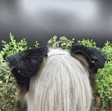 Load image into Gallery viewer, Black/Brown Rounded Puppy